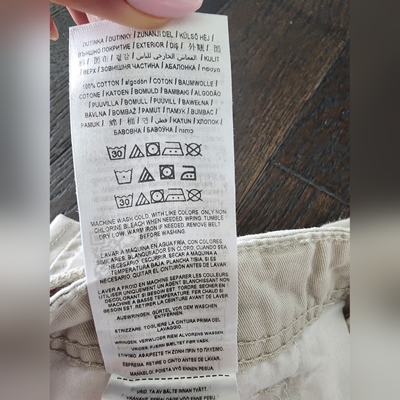 Men's Guess Cargo Shorts - Picture 4 of 6